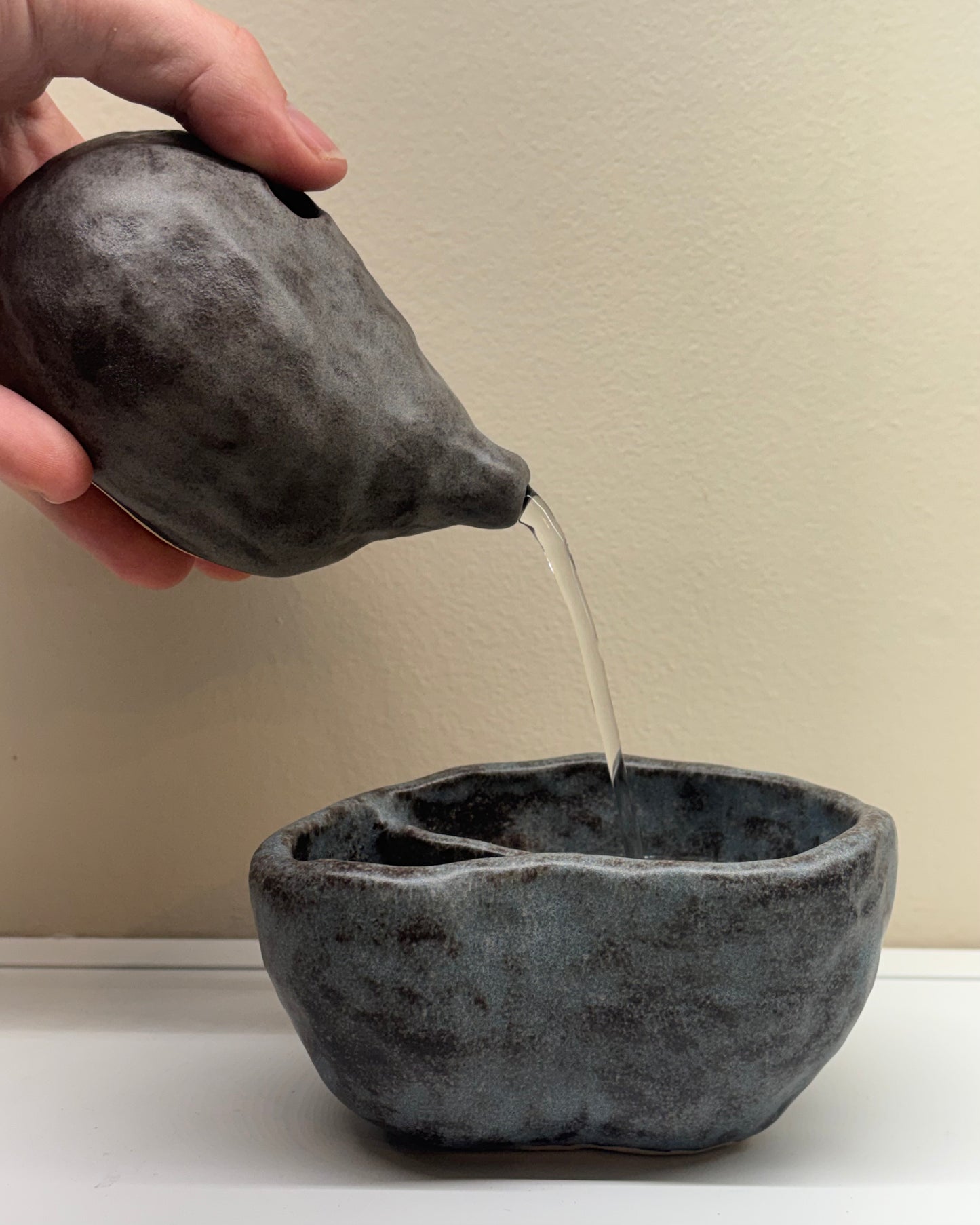Bog Pot 11 - Rocky Pebble