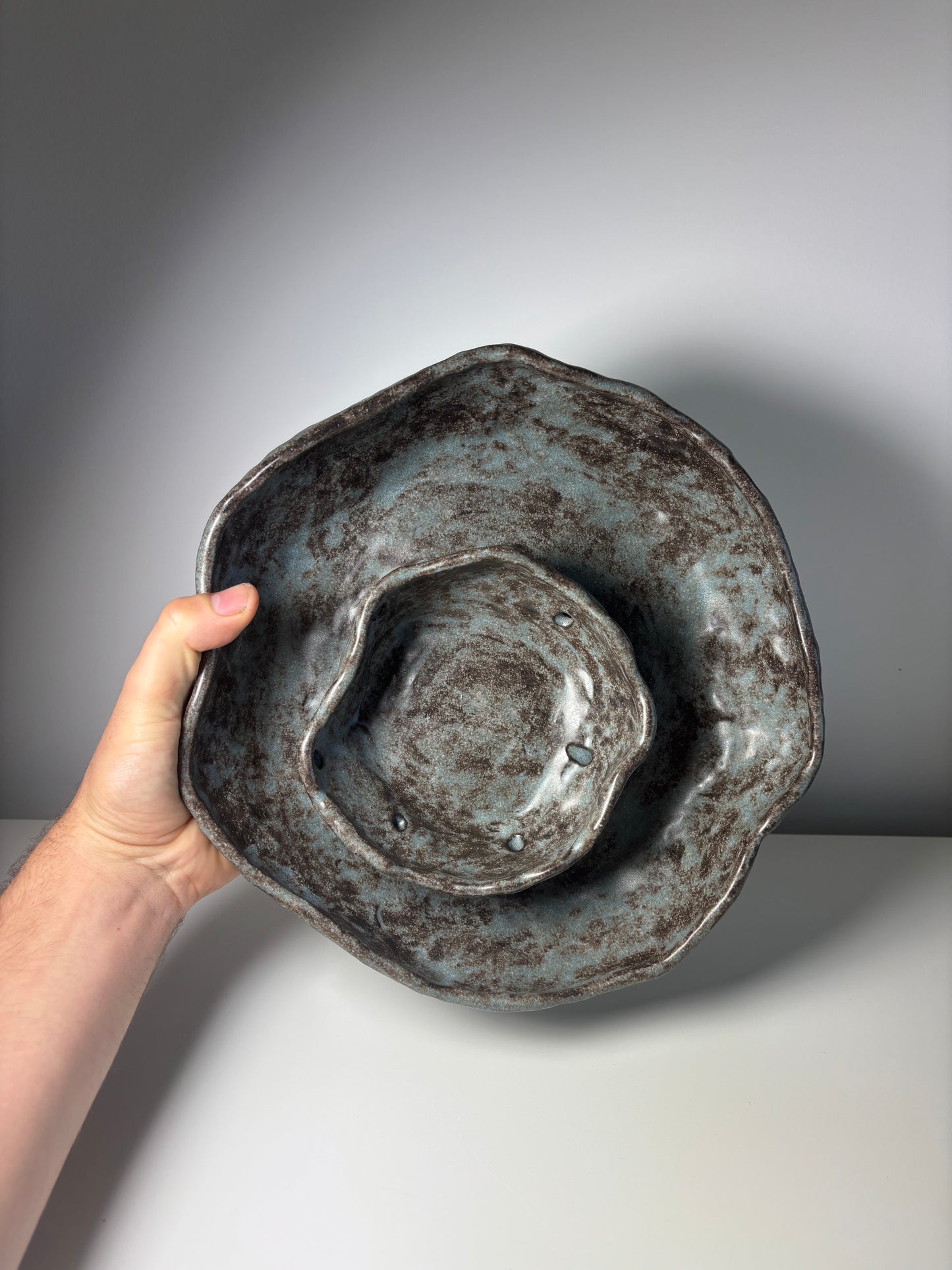 Grey Bog Pot - Oyster