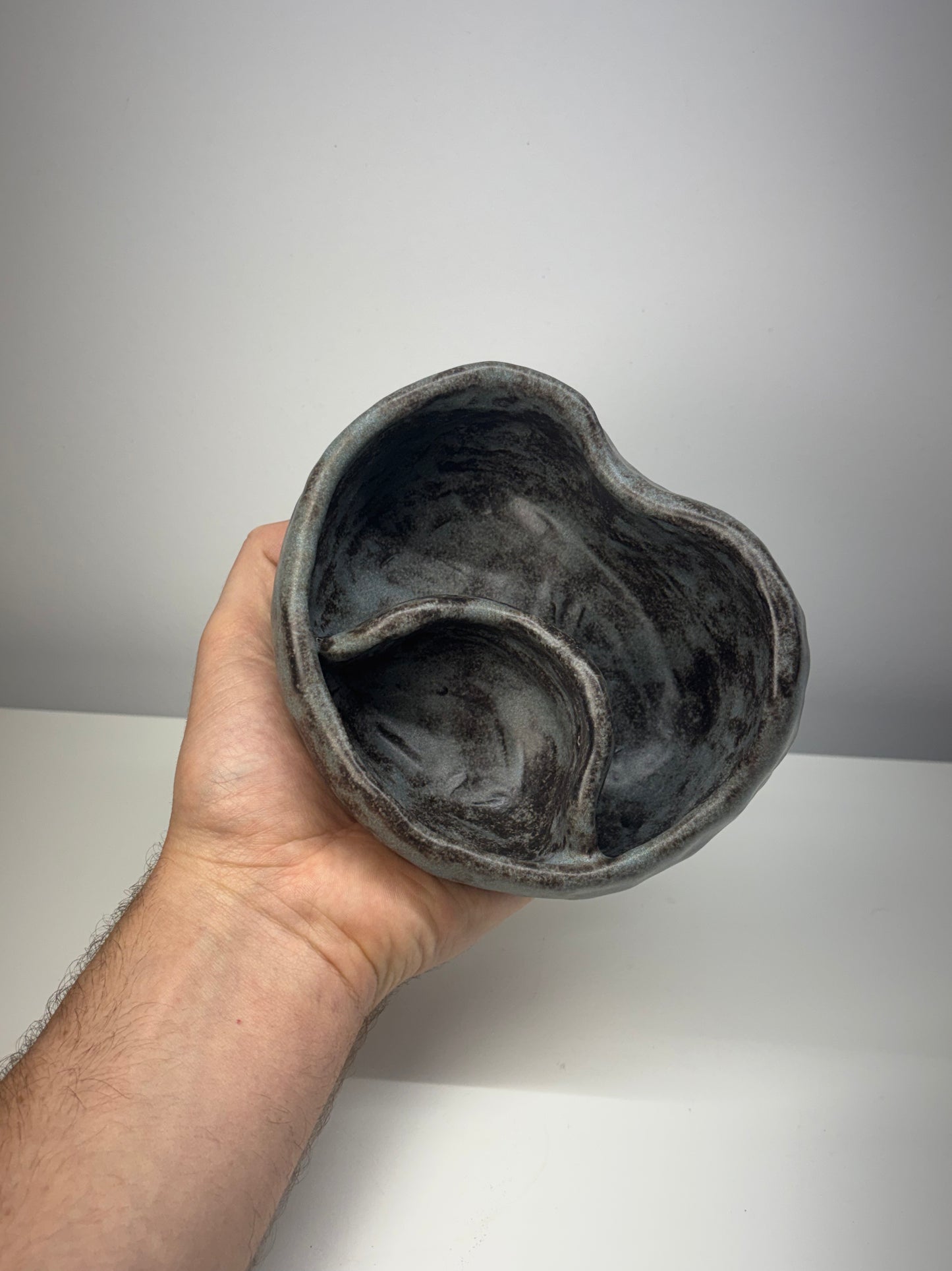 Bog Pot 03 - Grey Rockface