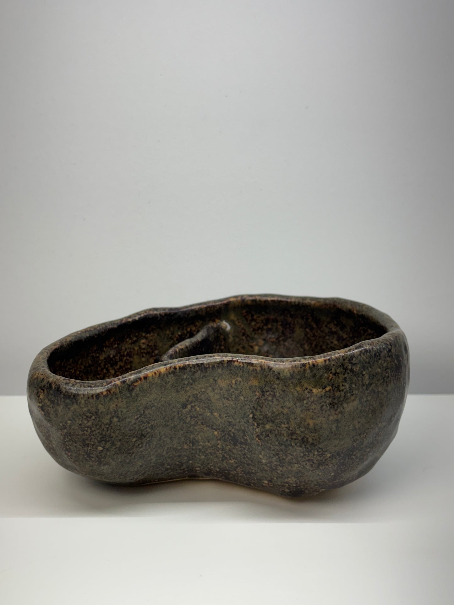 Bog Pot 06 - Brown Pebble