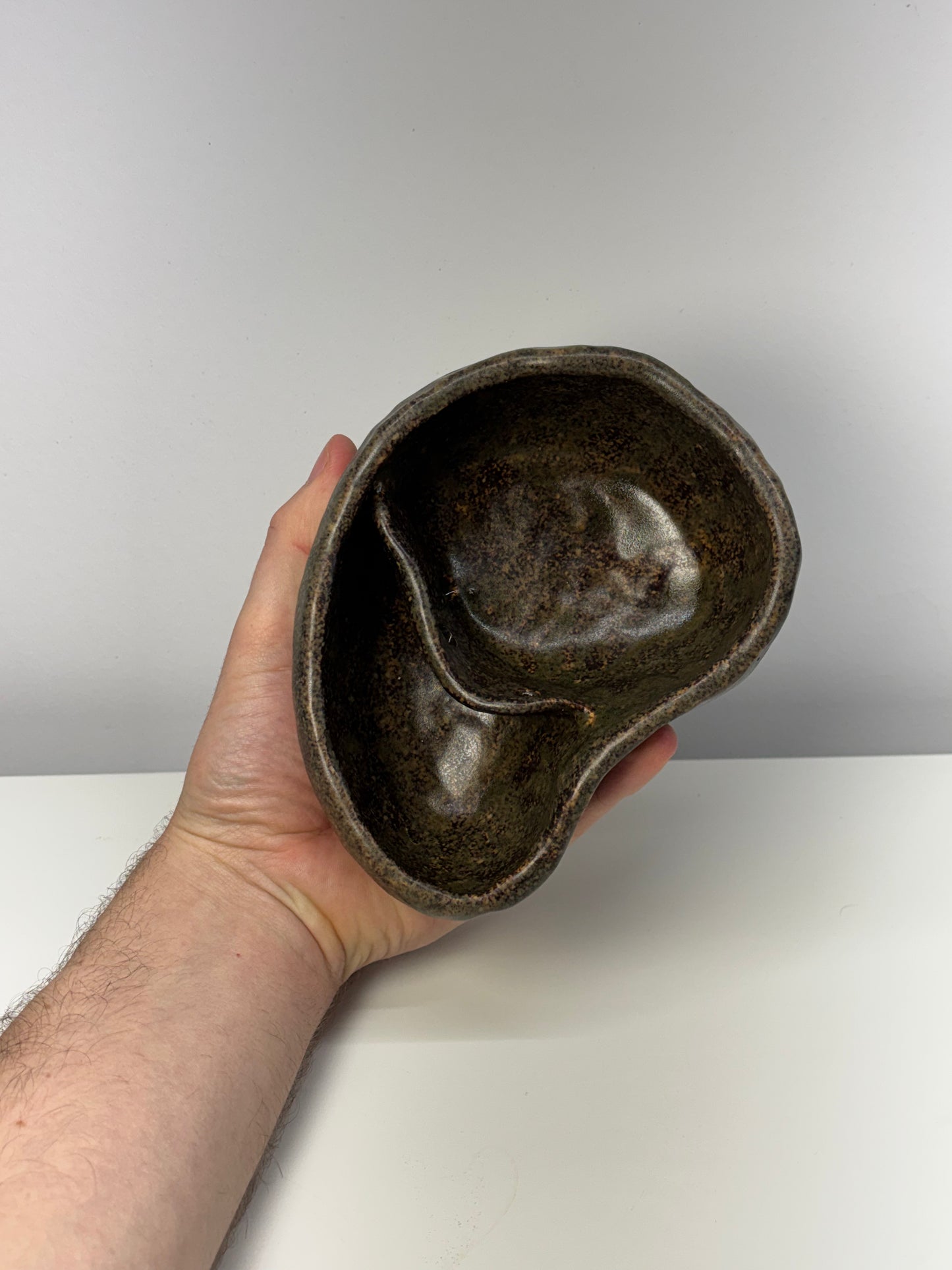 Bog Pot 06 - Brown Pebble
