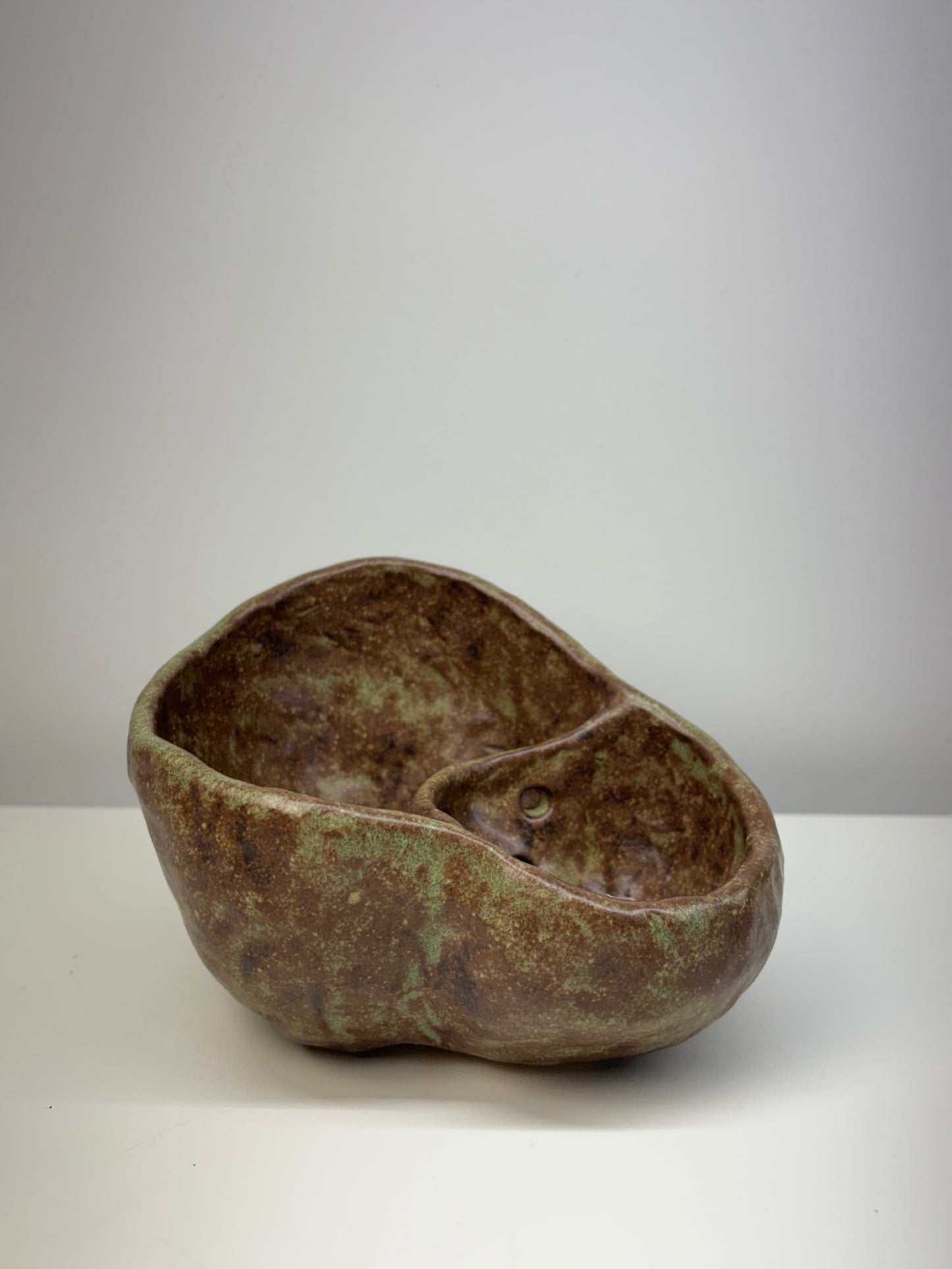 Bog Pot 12 - Mossy Rockface
