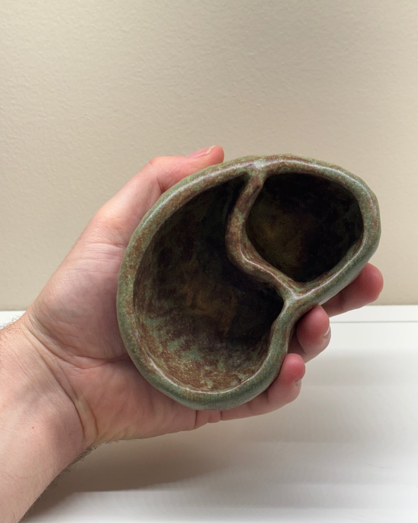 Bog Pot 01 - Mossy Pebble