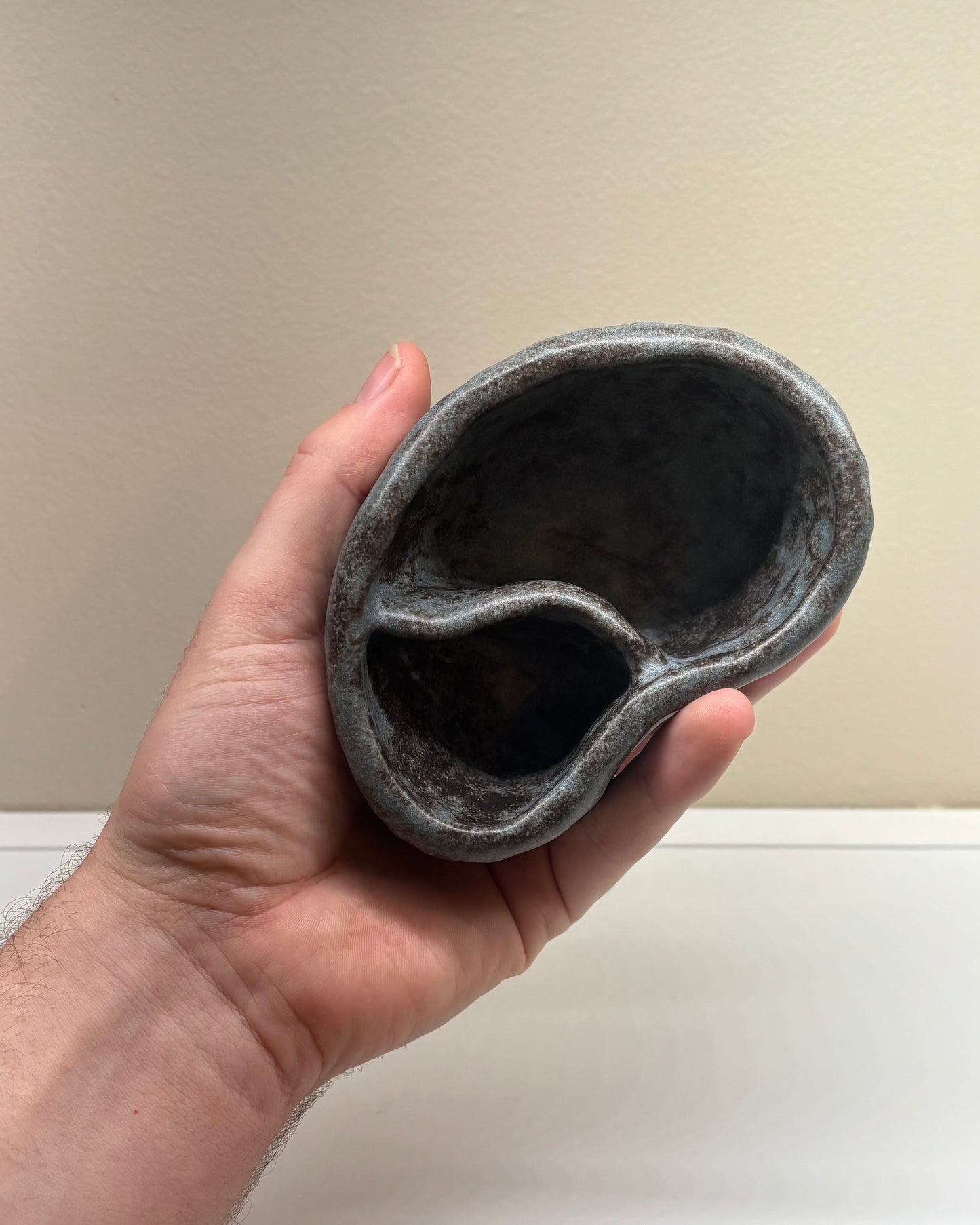 Bog Pot 11 - Rocky Pebble