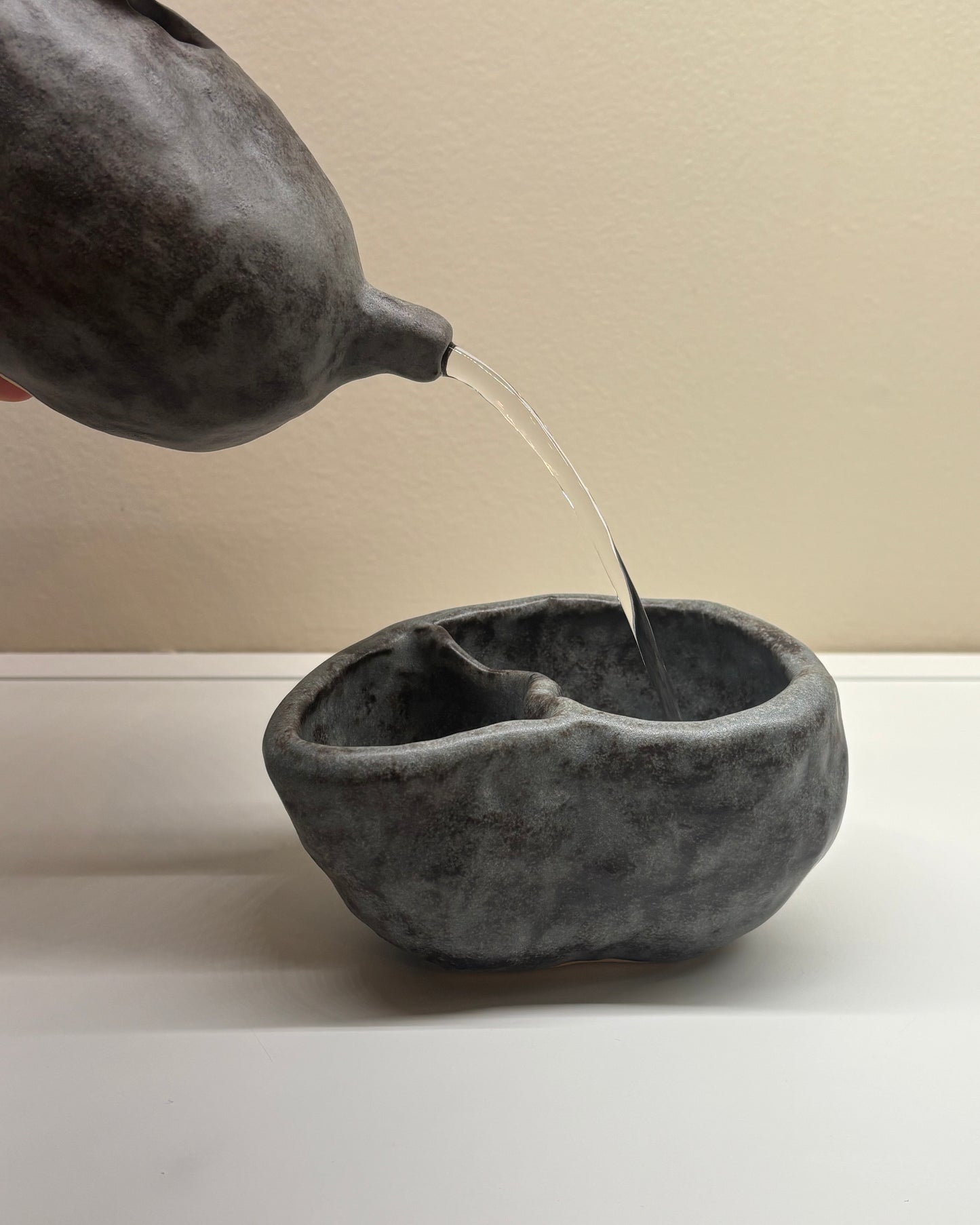 Bog Pot 16 - Rocky Pebble