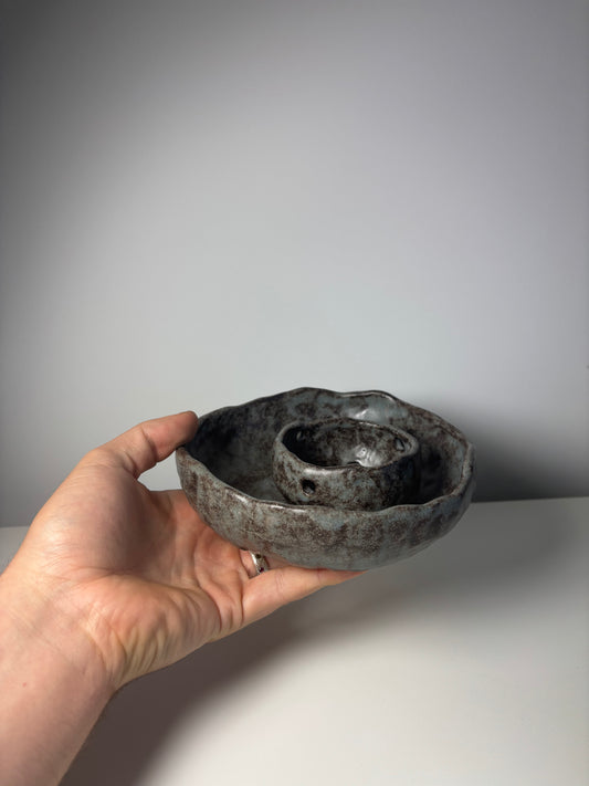 Grey Bog Pot - 2