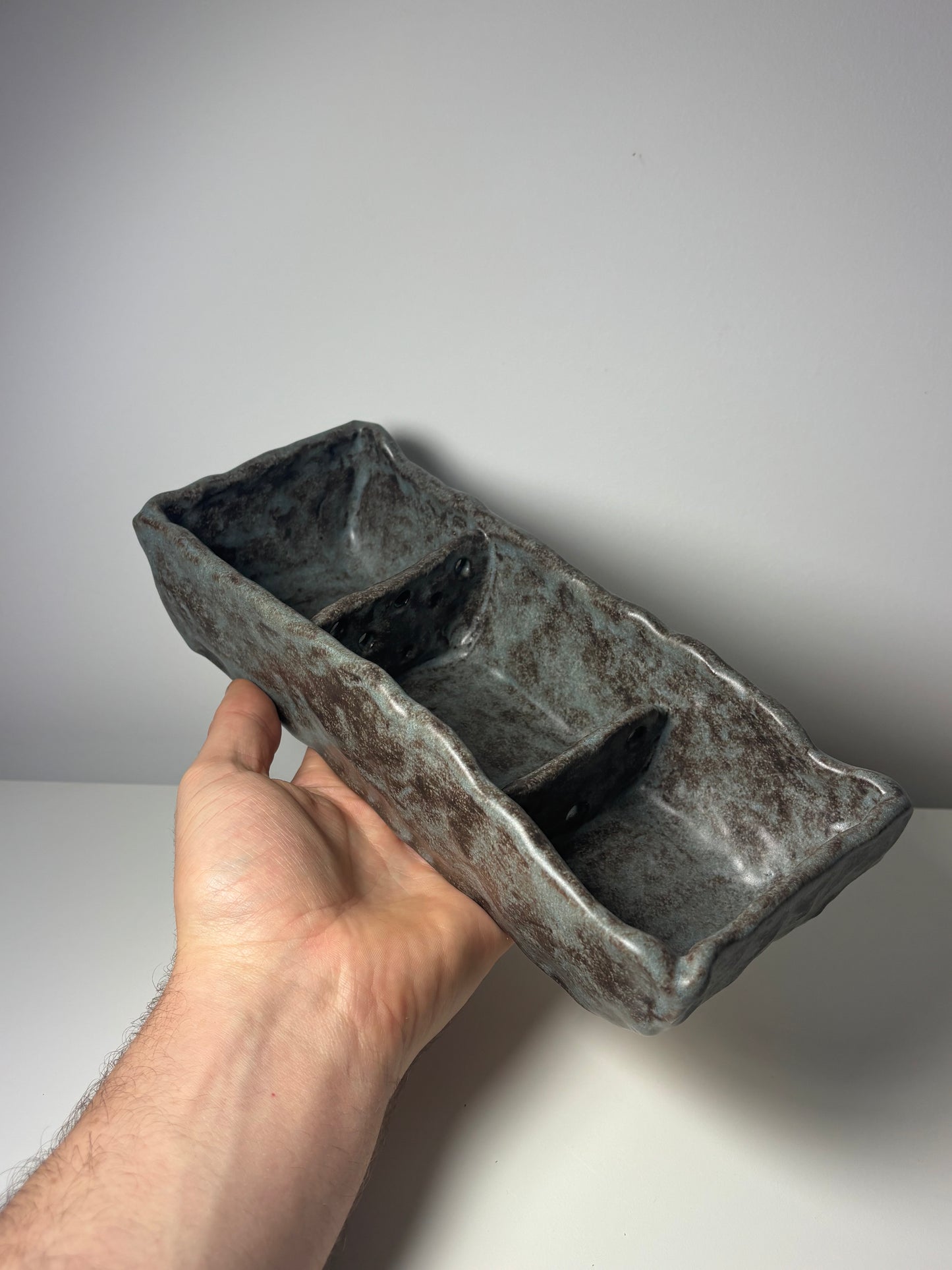 Windowsill Bog Pot - Bigger Grey One