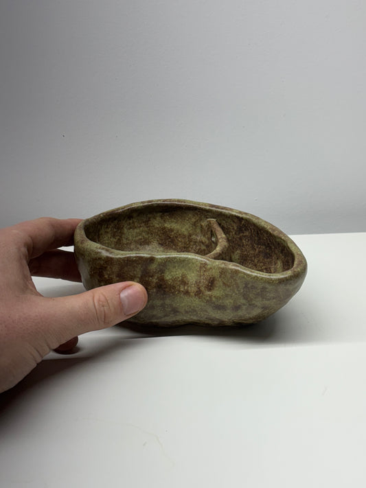 Pebble Bog Pot - Mossy