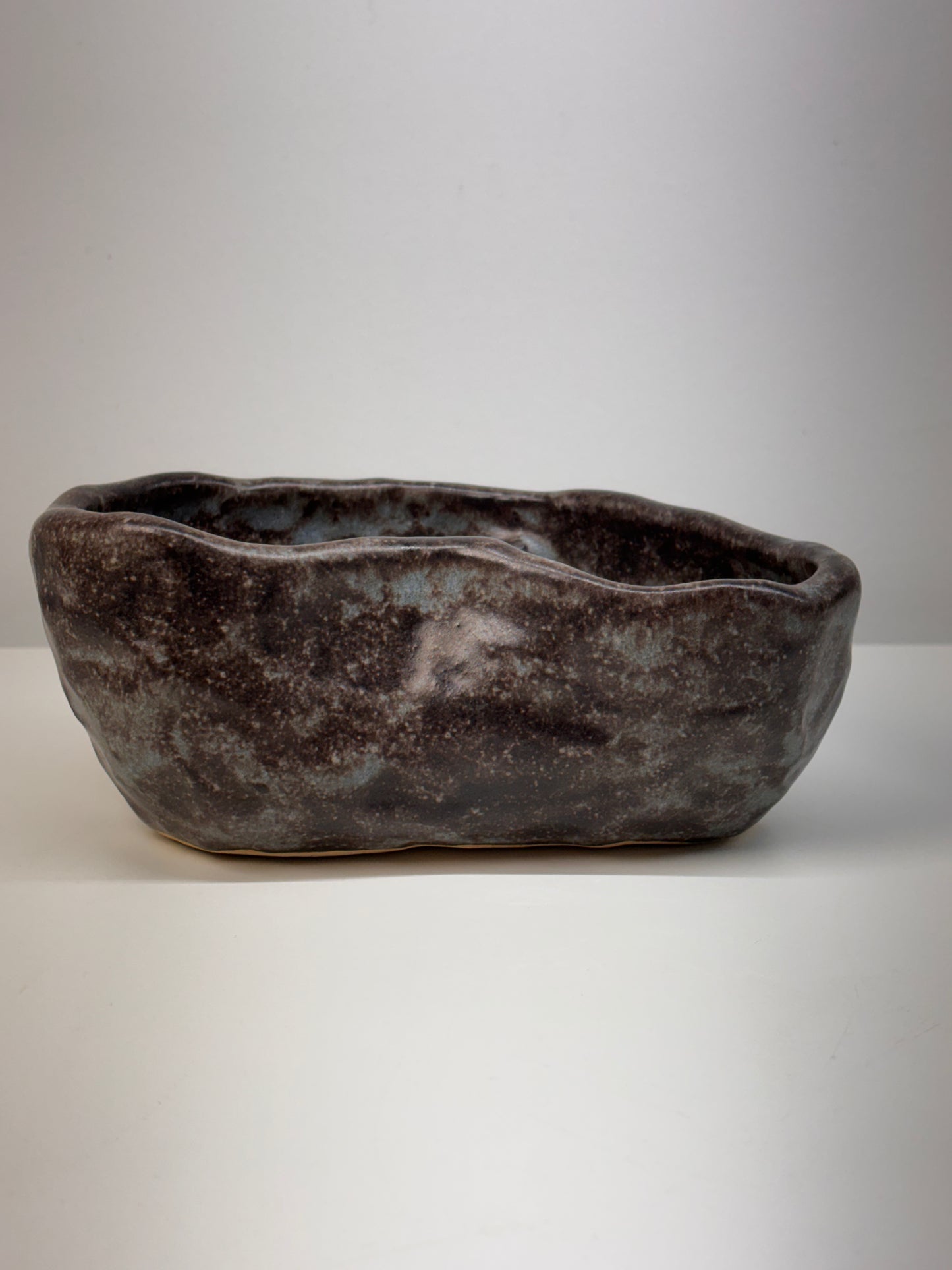 Bog Pot 05 - Grey Pebble
