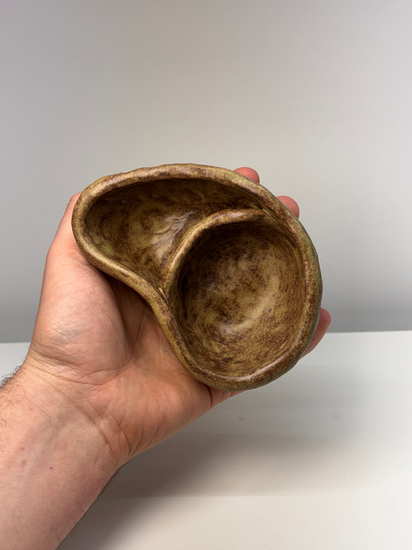 Bog Pot 07 - Mossy Pebble