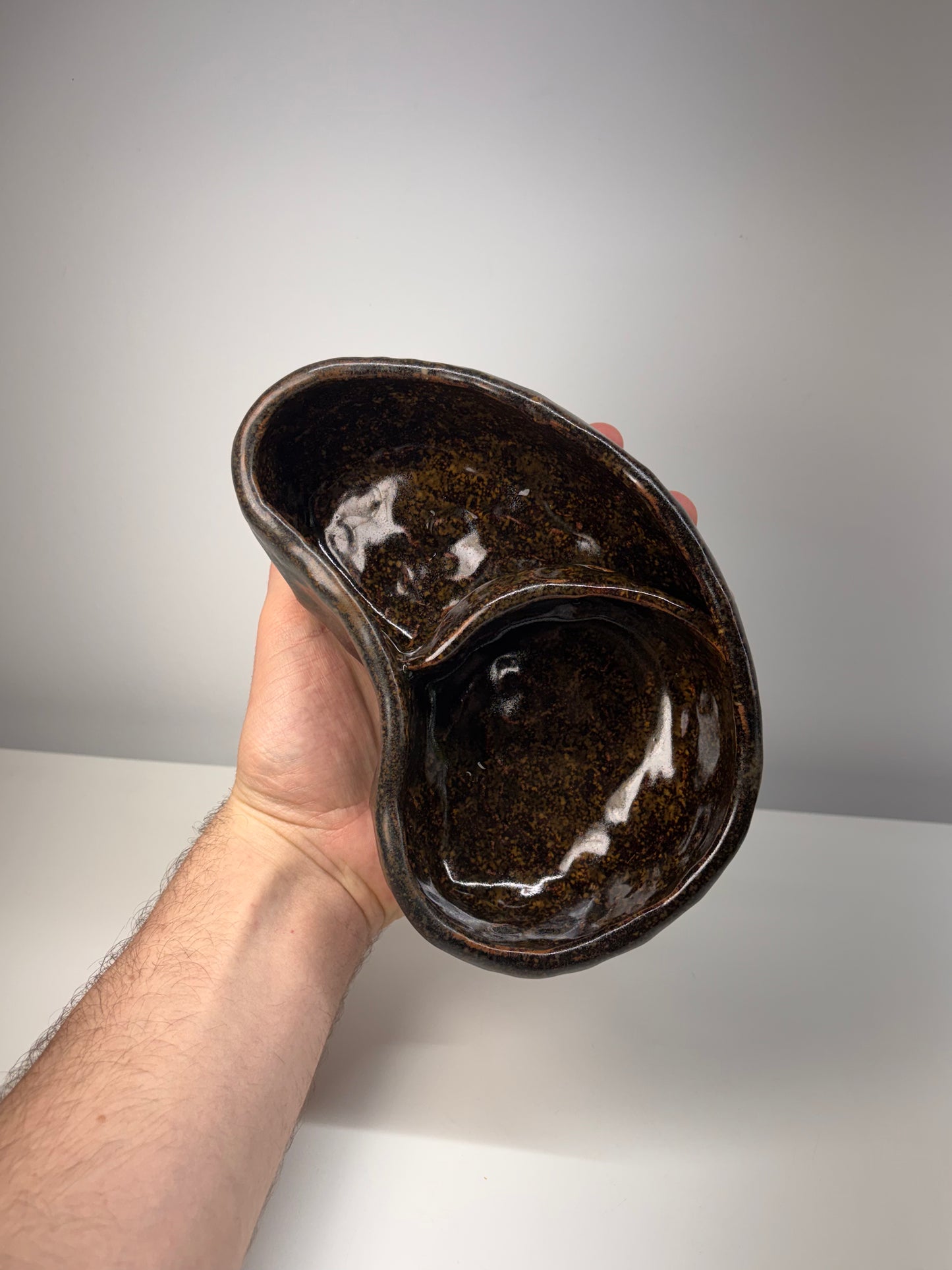 Bog Pot 09 - Brown Pebble