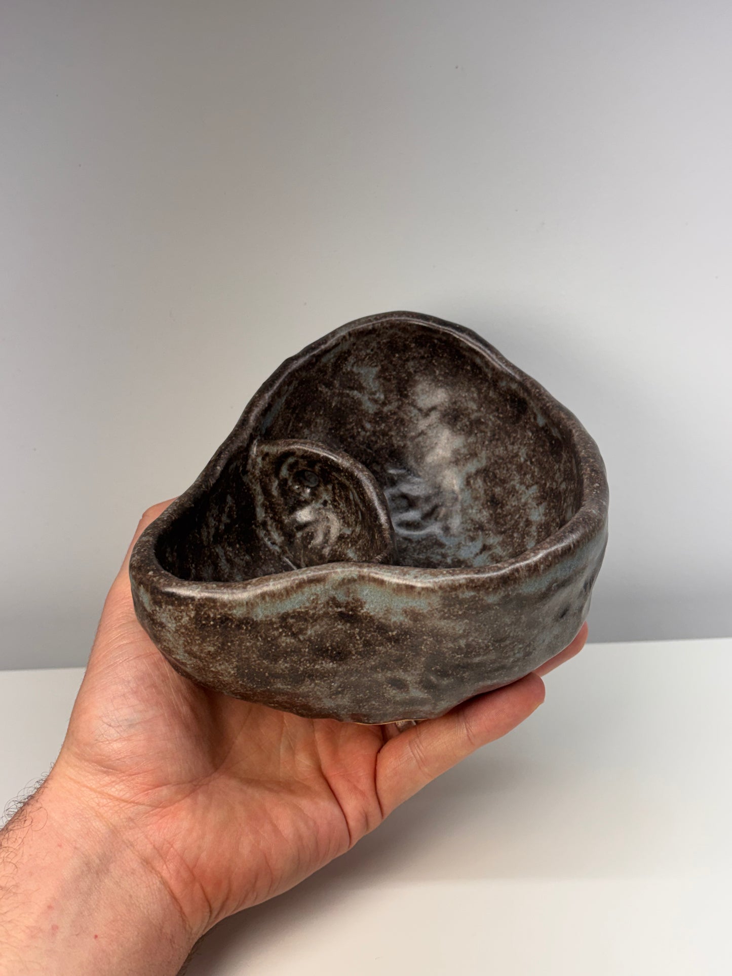 Moss Pot 01 - Grey Rockface